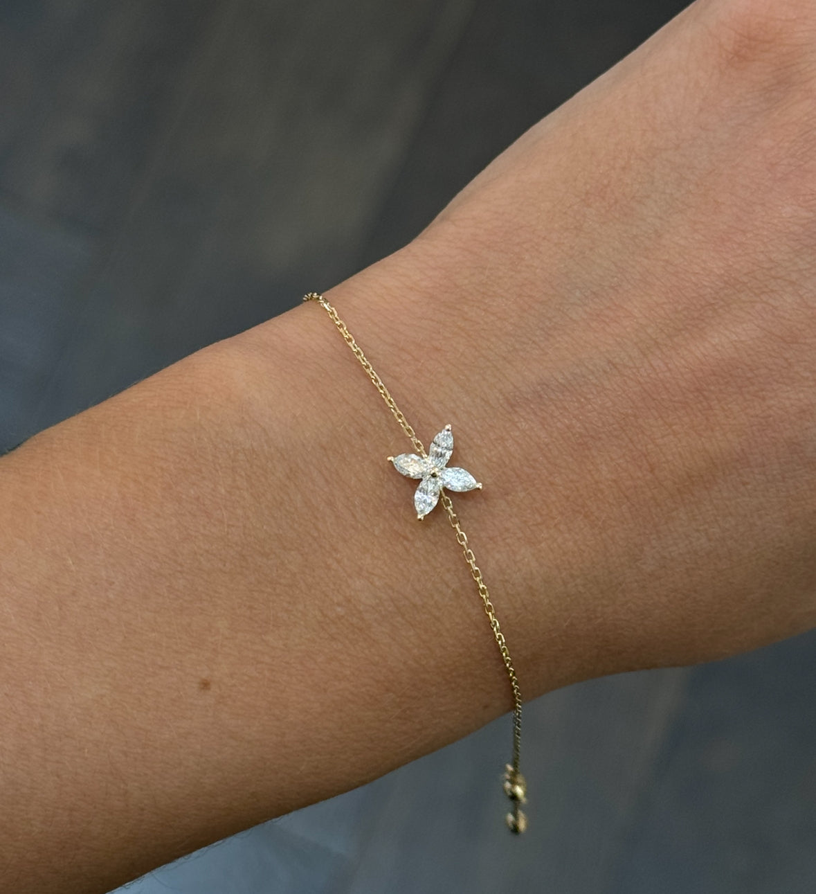 Dainty Diamond  Flower Bracelet